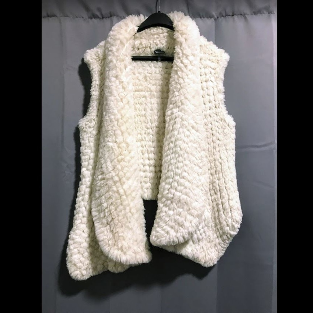 Love Token Faux Fur Vest - so soft and warm